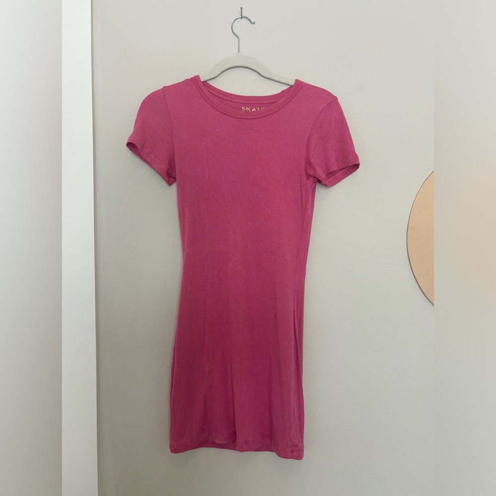 Skatie fitted t shirt dress